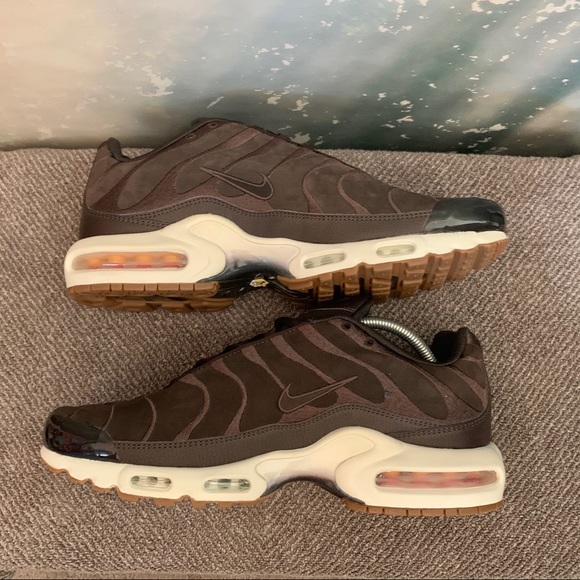 NEW Nike Air Max Plus EF Velvet Brown Sail Sneaker - Picture 4 of 9